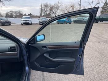 2002 bmw 3-series 330i-sedan with 161103 miles for sale near fridley, minnesota 766f70b5965044c098acba26a9a98236.jpeg