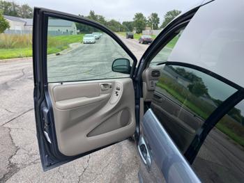 2002 chrysler town-&-country lx with 87452 miles for sale near elk-river, minnesota 768a14c12d254207b7767cc1882c231c.jpeg