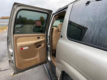 2000 chevrolet suburban k1500-4wd with 214094 miles for sale near elk-river, minnesota 76cf6c1da2d44b47bdf21a69275ffbeb.jpeg
