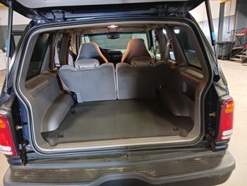 2000 ford explorer sport-2-door-4wd with 125619 miles for sale near elk-river, minnesota 77de61b2dee3488198a963cc33a2cd9c.jpg
