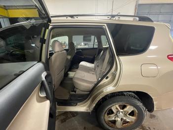 2006 toyota rav4 base-i4-4wd with 175445 miles for sale near elk-river, minnesota 7833d7c286fe488db0cd362174712163.jpeg