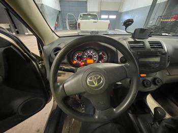 2006 toyota rav4 base-i4-4wd with 175445 miles for sale near elk-river, minnesota 793c1137e7a84f5fa9aaed2607e15f7d.jpeg