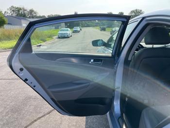 2011 hyundai sonata-hybrid sedan with 119130 miles for sale near elk-river, minnesota 7987fc9893ba4f4988d5d6afe24a2543.jpeg