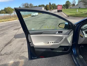 2016 hyundai sonata se with 120648 miles for sale near elk-river, minnesota 79b09d001d63467a9552ad92048c9a2b.jpg