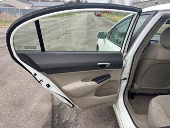 2009 honda civic lx-sedan-5-speed-at with 201694 miles for sale near elk-river, minnesota 7a276c13d41546edac88987a794aeb30.jpeg