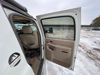 2004 chevrolet suburban 2500-4wd with 245420 miles for sale near elk-river, minnesota 7a95f0d51e6b4ab1a98a394b413e1da4.jpeg