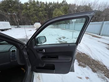 2009 ford escape limited-fwd-i4 with 124170 miles for sale near elk-river, minnesota 7a9c3ecfcad840699fe8301fdcc7deb4.jpeg