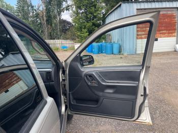 2004 jeep grand-cherokee laredo-4wd with 154499 miles for sale near maplewood, minnesota 7ac43a77600e44da849574fc35184bca.jpeg