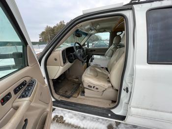 2004 chevrolet suburban 2500-4wd with 245420 miles for sale near elk-river, minnesota 7add9b9567bc4c3cbd0289866b4dcb08.jpeg