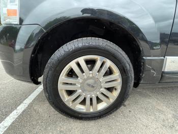 2012 lincoln navigator 4wd with 208255 miles for sale near eden-prairie, minnesota 7b1743ecfce947808ebab649c23696d7.jpeg