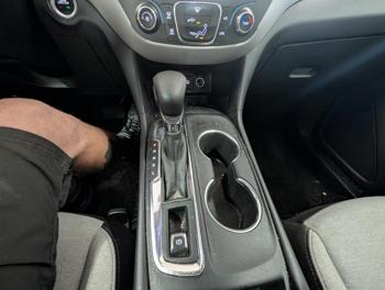 2022 chevrolet equinox ls-2wd with 170627 miles for sale near elk-river, minnesota 7b927c7ea50d48ae82adb2ea0c41c50b.jpg