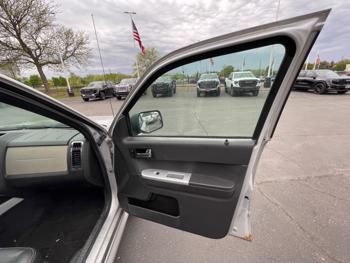 2008 mercury mariner v6-4wd with 191219 miles for sale near white-bear-lake, minnesota 7be33a10844944debda1aea75eb087d3.jpeg