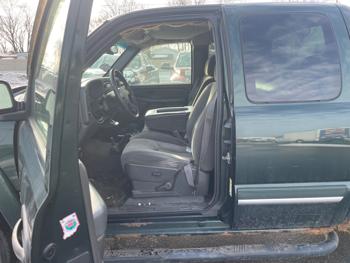 2006 chevrolet silverado-1500 ls-ext.-cab-4wd with 245271 miles for sale near fridley, minnesota 7c18b728fe5a4780b34f2d018bbd8607.jpeg