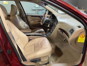 2001 Volvo XC70