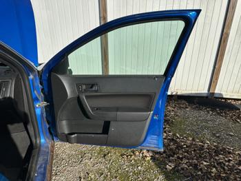 2010 ford focus se-sedan with 252948 miles for sale near elk-river, minnesota 7c7707d296174c01865c4ac870863e15.jpg
