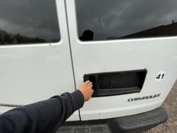 2004 chevrolet express 2500-cargo with 174080 miles for sale near new-hope, minnesota 7d35bd4c114b4ef3bb8a11599d34cd9f.jpeg