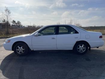 1998 toyota camry sel with 171459 miles for sale near elk-river, minnesota 7d5229ad7f764a82ad92f230883c4b6c.jpg