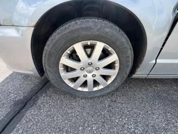2013 chrysler town-&-country touring with 186361 miles for sale near savage, minnesota 7d9101ce5c8e4b408663839149ea3a50.jpeg