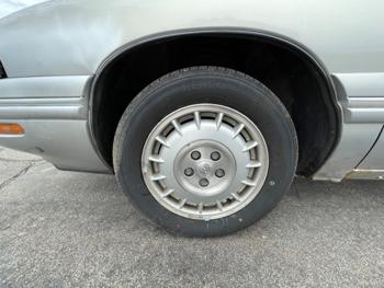 1998 buick lesabre limited with 156670 miles for sale near elk-river, minnesota 7e193512b9bf43a4b6a31f2f2ab6ece5.jpeg