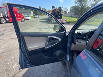 2007 toyota rav4 limited-i4-4wd with 200418 miles for sale near elk-river, minnesota 7e239460fa674ea78436a1a2667496bb.jpeg