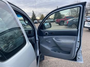 2006 toyota tacoma access-cab-v6-4wd with 204926 miles for sale near fridley, minnesota 7e6e0c79a04e4d0e8d1c4e9b52949603.jpeg