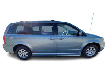 2010 chrysler town-&-country touring with 85465 miles for sale near elk-river, minnesota 7eb5a95602d1460eaf604cad87edfb94.jpg