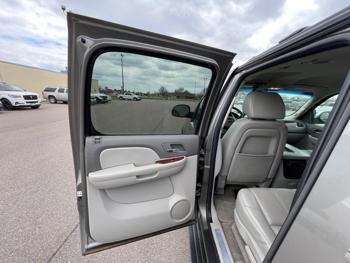 2009 chevrolet suburban lt1-1500-4wd with 253232 miles for sale near redwood-falls, minnesota 7f88ba828928466ca4b00b67bb61648d.jpeg