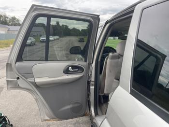 2007 chevrolet trailblazer ls1-4wd with 98541 miles for sale near elk-river, minnesota 80489df7140047e8bc19c36886c055f8.jpeg