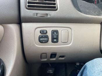 2004 toyota sienna le---7-passenger with 225351 miles for sale near fridley, minnesota 80befad545174278bc5474af2202aec2.jpeg