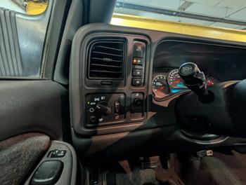 2003 chevrolet silverado-2500hd 4wd with 83846 miles for sale near elk-river, minnesota 812b16ae5b3f47d0babf47fe5377fd04.jpg