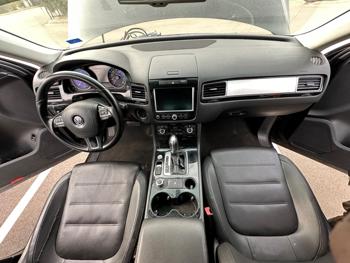 2014 volkswagen touareg vr6-lux with 142869 miles for sale near burnsville, minnesota 81ca0569e9d24c669fcd6d1317a77ffb.jpeg