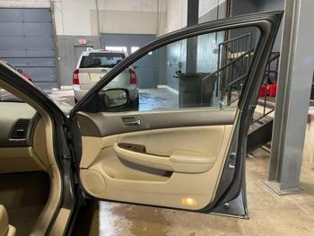 2006 honda accord ex with 261196 miles for sale near elk-river, minnesota 8246864e0ef546feb6b38bec2f13074c.jpg
