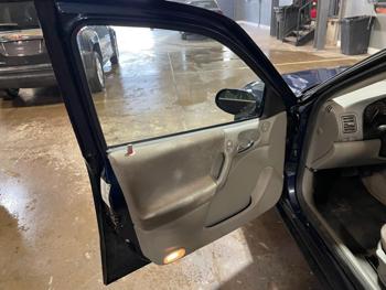 2001 saturn ls2 with 47288 miles for sale near elk-river, minnesota 825d4324efc44a2bada1cb1759bea13c.jpg