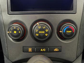 2009 Kia Rondo