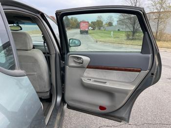 2004 chevrolet impala with 100353 miles for sale near elk-river, minnesota 82a0842ad71947cab49c14421490ae12.jpeg