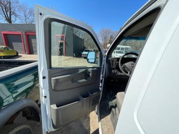 2014 chevrolet express 2500-cargo with 184356 miles for sale near columbus, minnesota 82a20d252ee5408bbe933a86ab29ab4e.jpeg