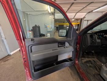 2014 ford f-150 xlt-8-ft.-bed-4wd with 160273 miles for sale near elk-river, minnesota 830b274e399c4346bb859c26490512fb.jpg