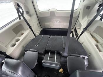 2013 chrysler town-&-country touring with 131164 miles for sale near fridley, minnesota 832dfeb038c74b33bd59d03c0ba43a7b.jpeg