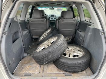 2005 honda odyssey ex-w--leather-dvd with 235456 miles for sale near elk-river, minnesota 835e33cf1b814150a8cbcaf1a387ea64.jpeg
