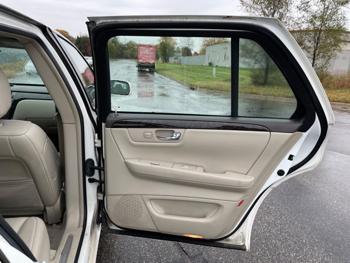 2008 cadillac dts luxury-iii with 119119 miles for sale near elk-river, minnesota 842b606c41504b0aa9f395b1dbfbc136.jpeg