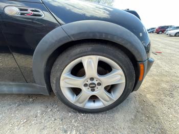 2005 mini cooper s-convertible with 127460 miles for sale near elk-river, minnesota 848365363e3c4737bc05bb67390b8d7e.jpeg