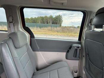 2010 chrysler town-&-country touring with 116441 miles for sale near elk-river, minnesota 854312053b7f408393c57e3527d3b2ba.jpg