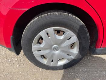 2011 nissan versa 1.8-sl-hatchback with 161381 miles for sale near jordan, minnesota 8544869ea2e04f27aa62931a087fee18.jpeg