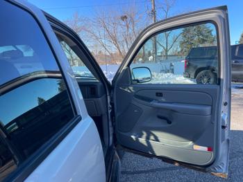 2006 gmc yukon-xl sl-1500-4wd with 260584 miles for sale near fridley, minnesota 85d4066fcca94376bacaa0bc39972bdc.jpeg