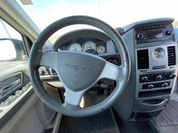 2009 chrysler town-&-country touring with 240699 miles for sale near clearwater, minnesota 85d8ac5f2b8b4b0699f77f410fff2e66.jpeg