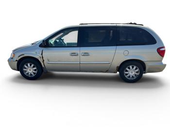 2005 chrysler town-&-country touring with 175445 miles for sale near elk-river, minnesota 85f529bb62c440ad85a21d4d7780fff0.jpg