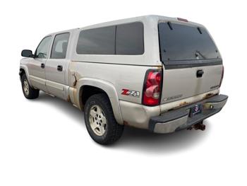 2005 chevrolet silverado-1500 ls-crew-cab-4wd with 291163 miles for sale near fridley, minnesota 864ca01192204430810a5730acf9e14a.jpg
