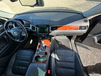 2013 volkswagen touareg vr6-lux with 164287 miles for sale near elk-river, minnesota 86b843b5e5b549c8adf07ac22e78112e.jpeg
