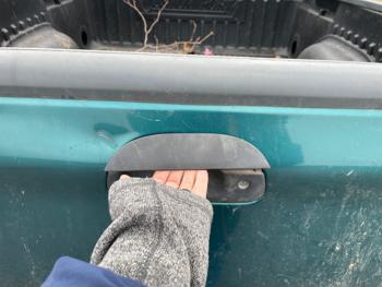 1997 ford f-150 reg.-cab-short-bed-2wd with 207453 miles for sale near elk-river, minnesota 8709a61e179747e0b1f5e0ac36ecef4f.jpeg