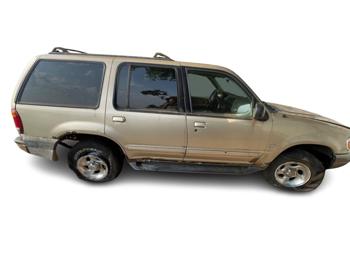 2000 ford explorer xlt-awd with 207534 miles for sale near elk-river, minnesota 873fc6167b43487790dd5be18adc32bf.jpg